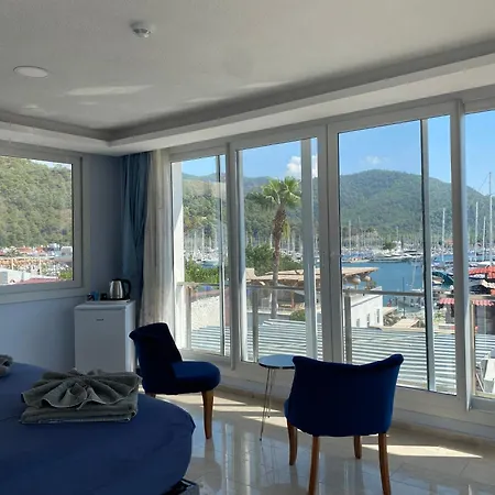 فندق مبيت وإفطار Mert Homes