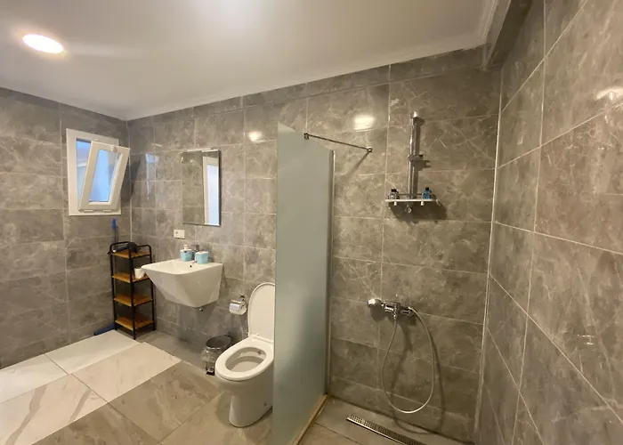 Mert Homes Bed & Breakfast 3*