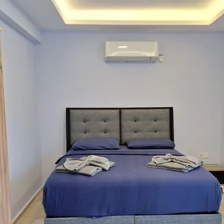 Mert Homes Bed and Breakfast Μαρμαρίς